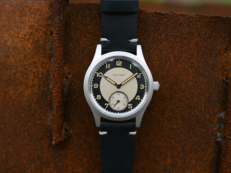 luminous tuxedo watch